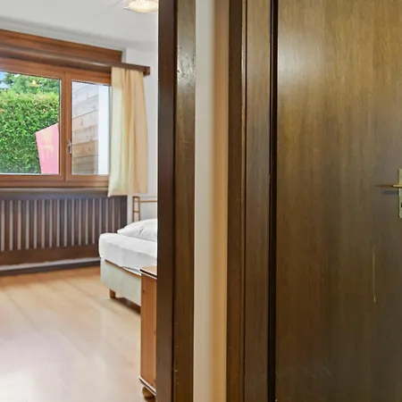 Crans-montana, 6 Pers - Parking Prive & Pmr Апартаменты *